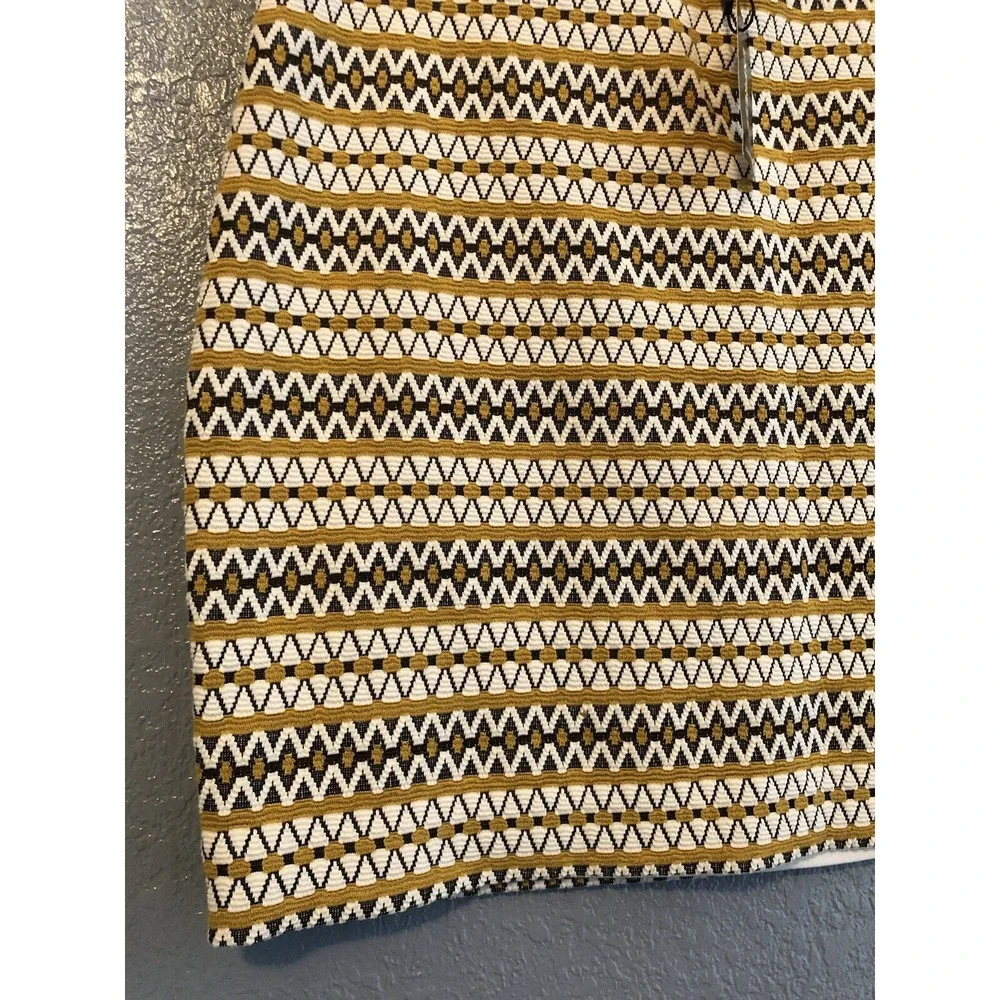New Express Womens Skirt Medium Yellow‎ Black White Pull On Mini Aztec Geometric